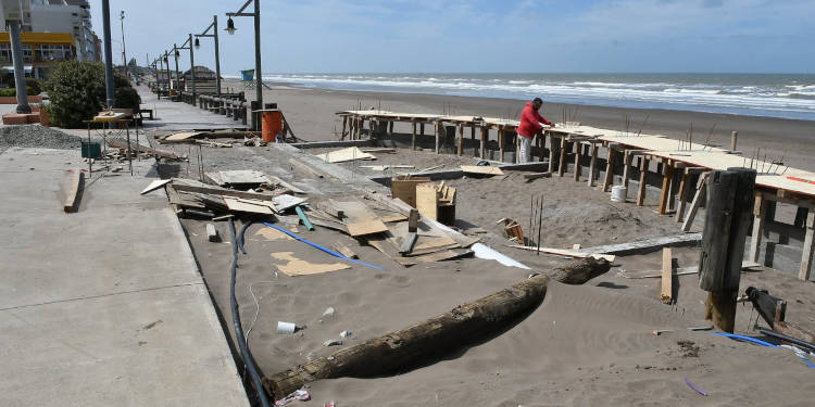 Remodelación tramo central paseo costero Monte Hermoso