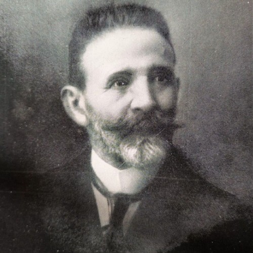 José A. Guisasola