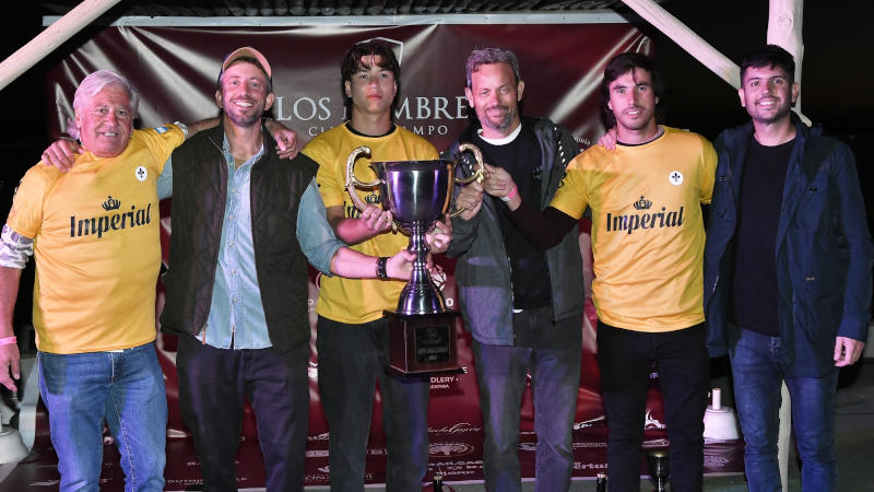 Premiación del torneo de beach polo en Monte hermoso