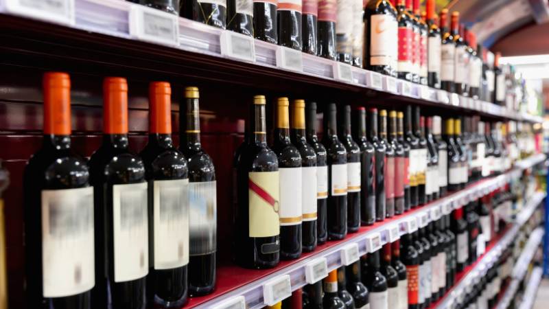 Proponen darle automonía a los municipios para el horario de expendio de bebidas alcohólicas 