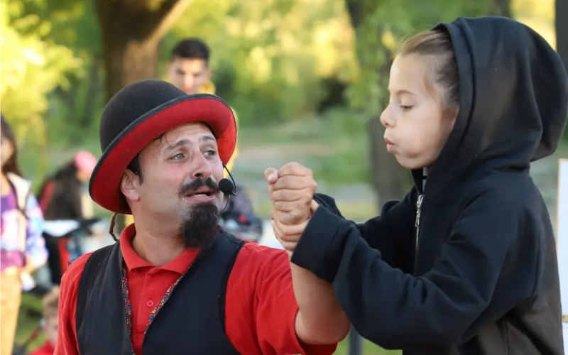 El gran beker ilusionismo y magia en Monte Hermoso