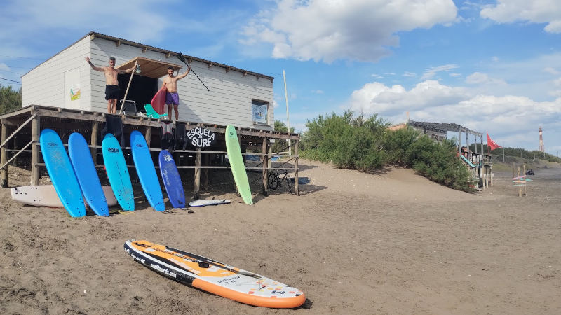 Parador La Escuela en Monte Hermoso clases de surf