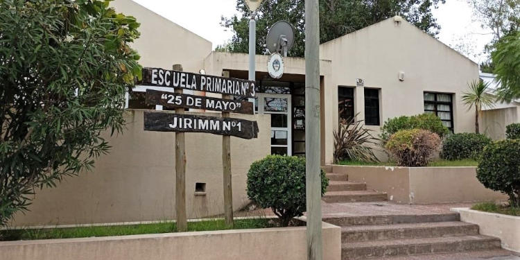 La Escuela Primaria Nº 3 de Sauce Grande está celebrando este miércoles 19 su 34º aniversario