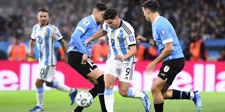 La scaloneta va por más alegrías en la doble fecha por la clasificación al Mundial frente a los clásicos rivales sudamericanos